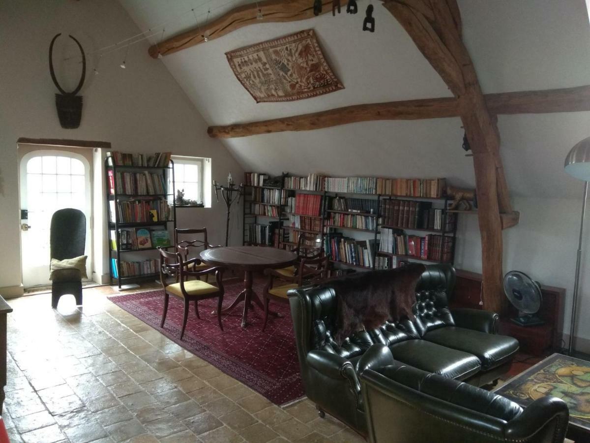 Maison Des Arts Francueil Eksteriør bilde
